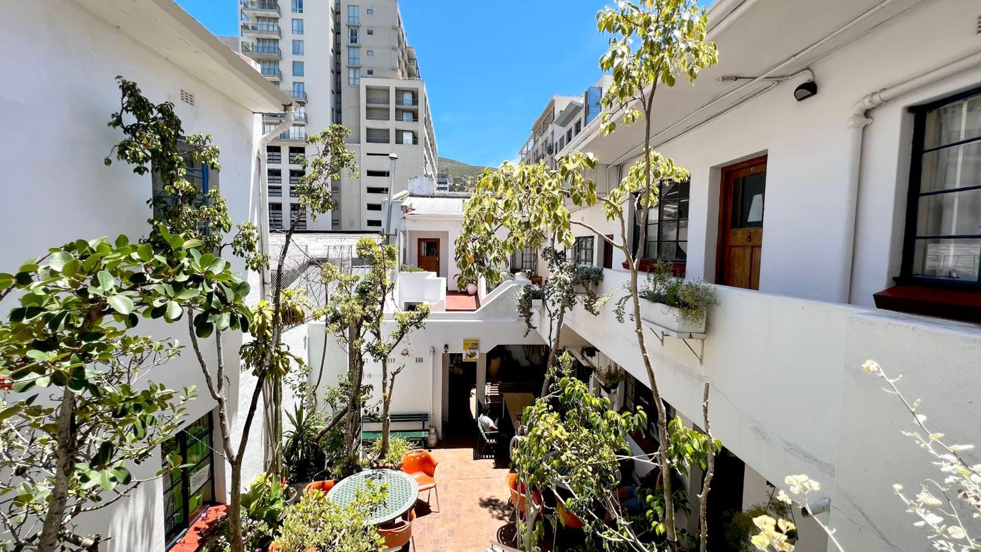 Long Street Backpackers (Adults Only) Hostel Cape Town Exterior photo