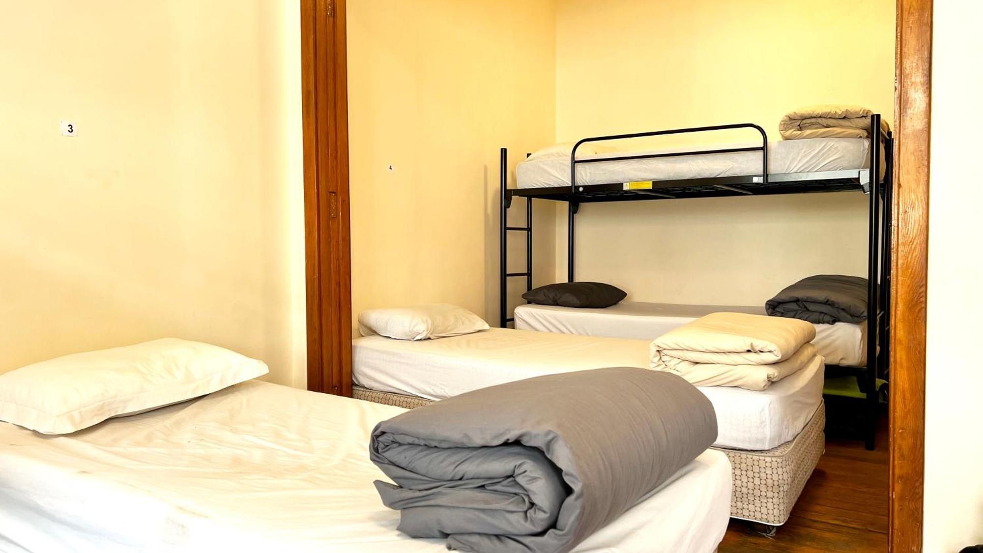 Long Street Backpackers (Adults Only) Hostel Cape Town Exterior photo