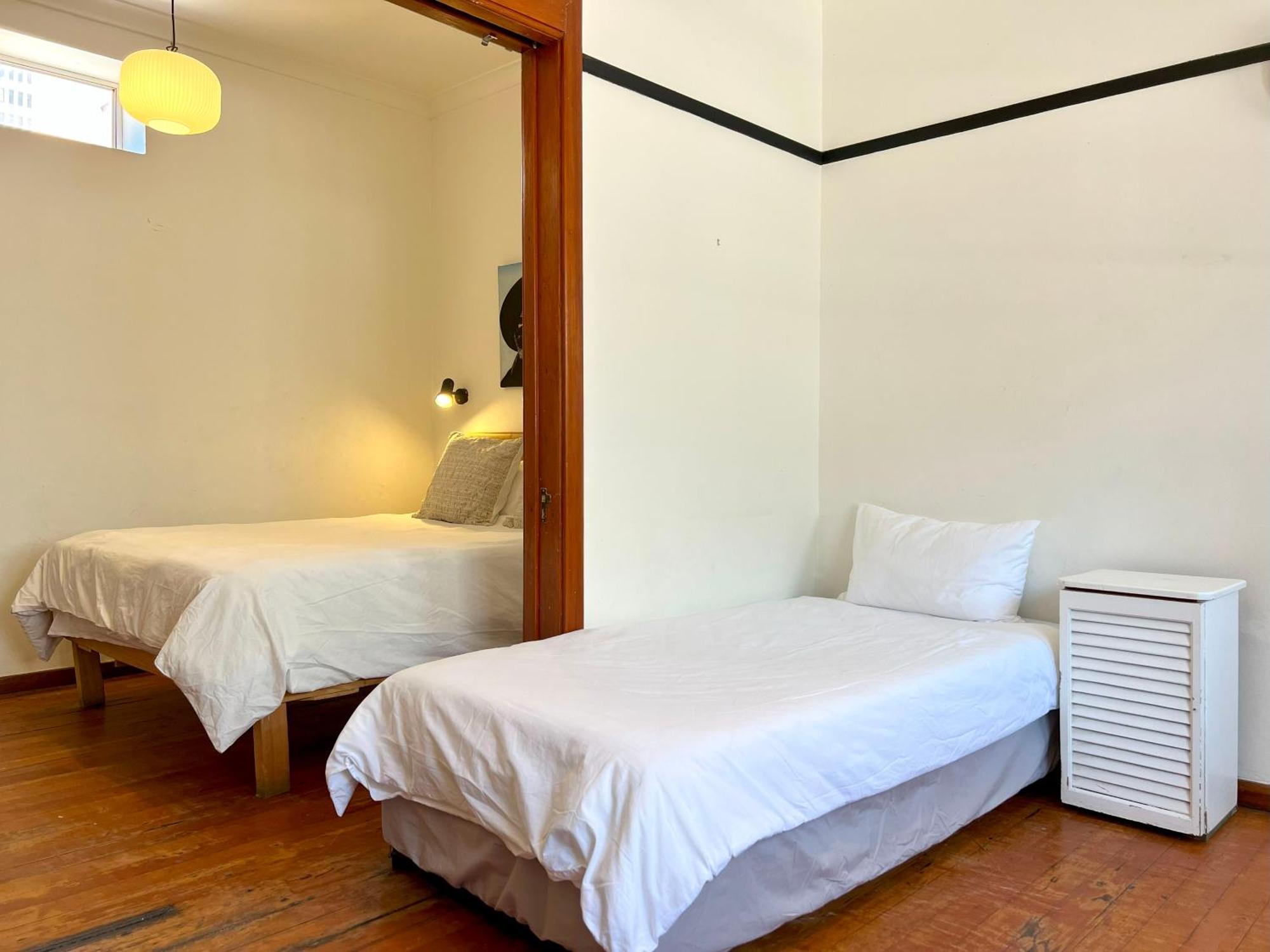 Long Street Backpackers (Adults Only) Hostel Cape Town Exterior photo